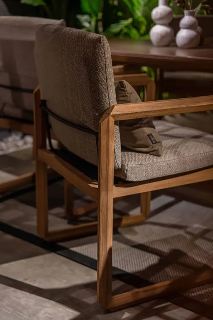 Minimalist Furniture in 2025 The Future of Simple Living!